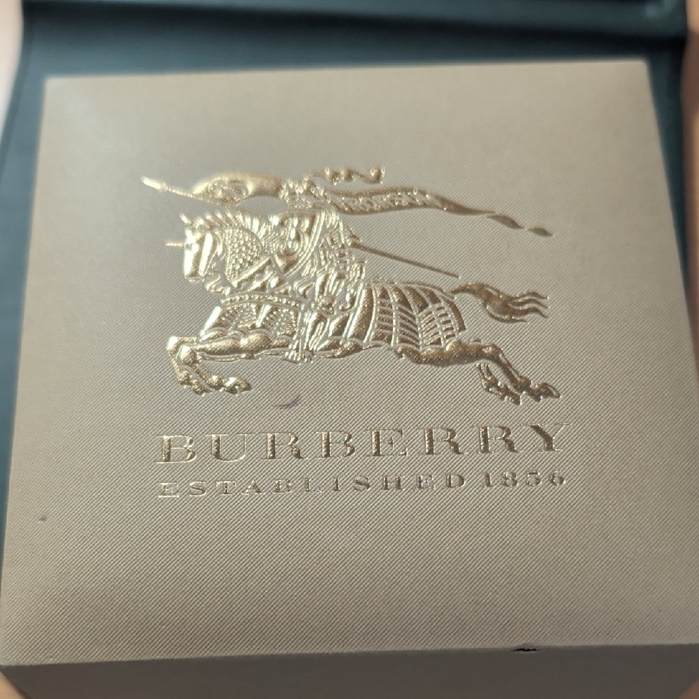 Burberry Gold Watch BU9235 - Picture 4 of 4